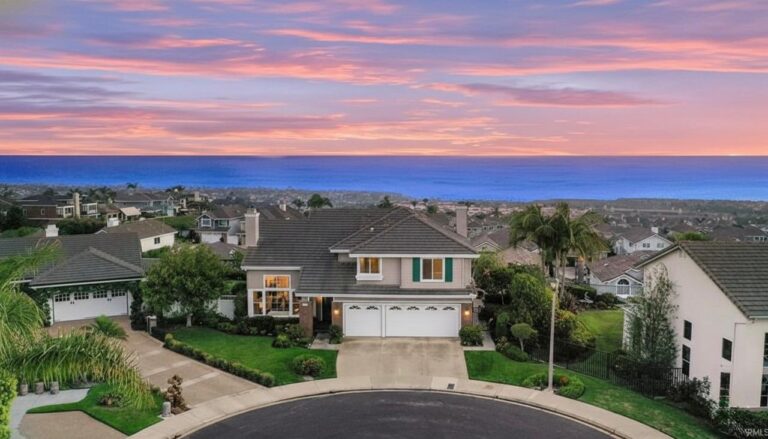 Home in Signal Point Marblehead San Clemente, CA